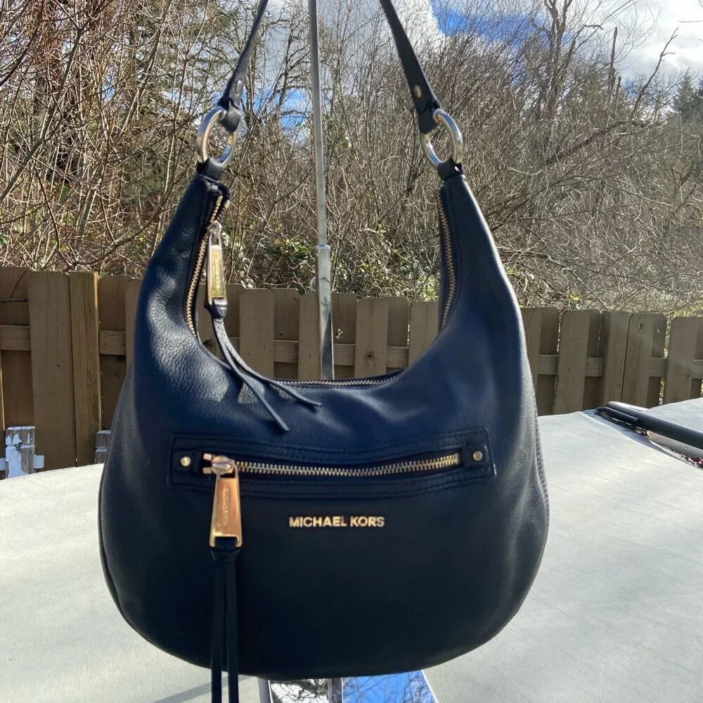Michael Kors Pebbled Leather Hobo Shoulder Bag – Black